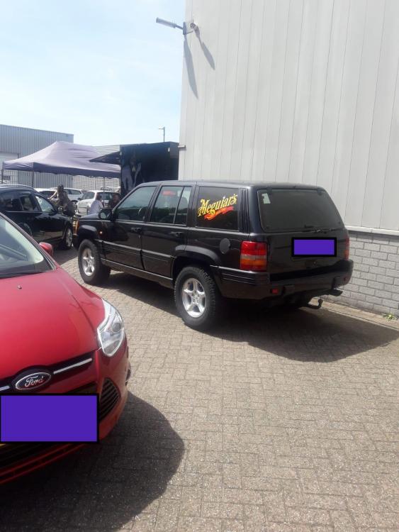 jeep 5.9.jpg